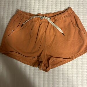 Vuori shorts size XS